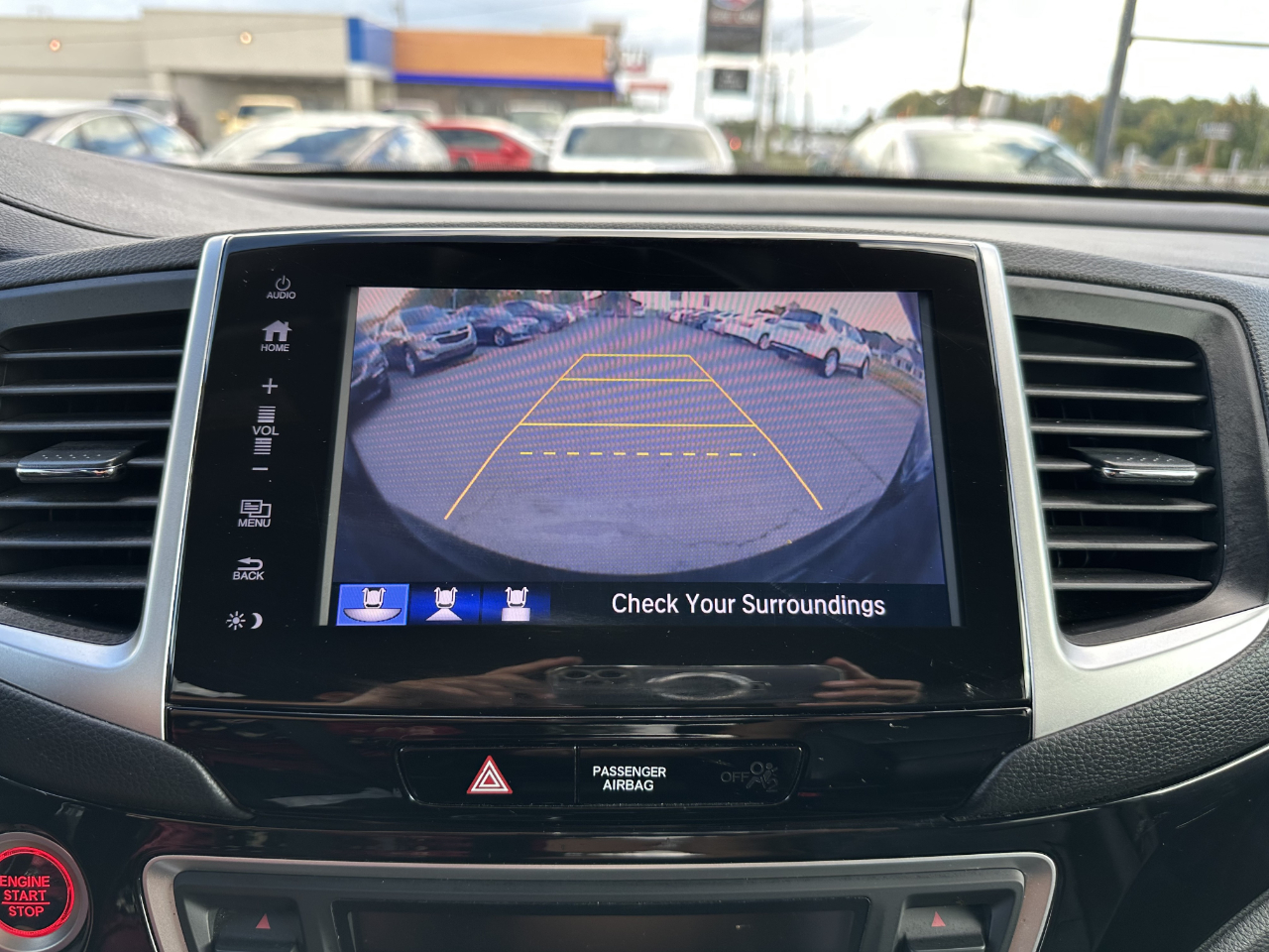 2017 Honda Pilot Touring photo 15