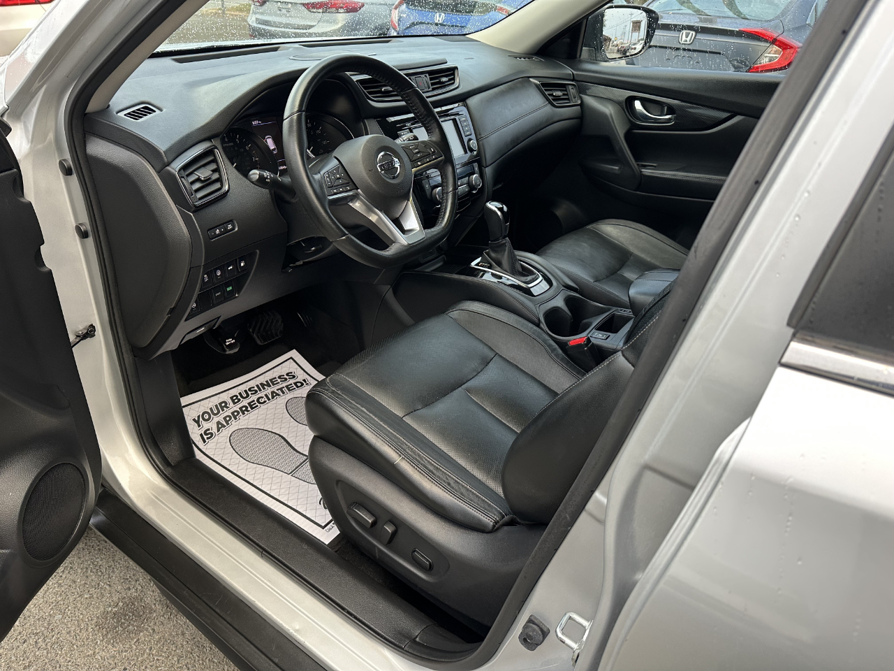 Nissan Rogue SL 2WD 2018 Nissan Rogue SL 2WD 2018