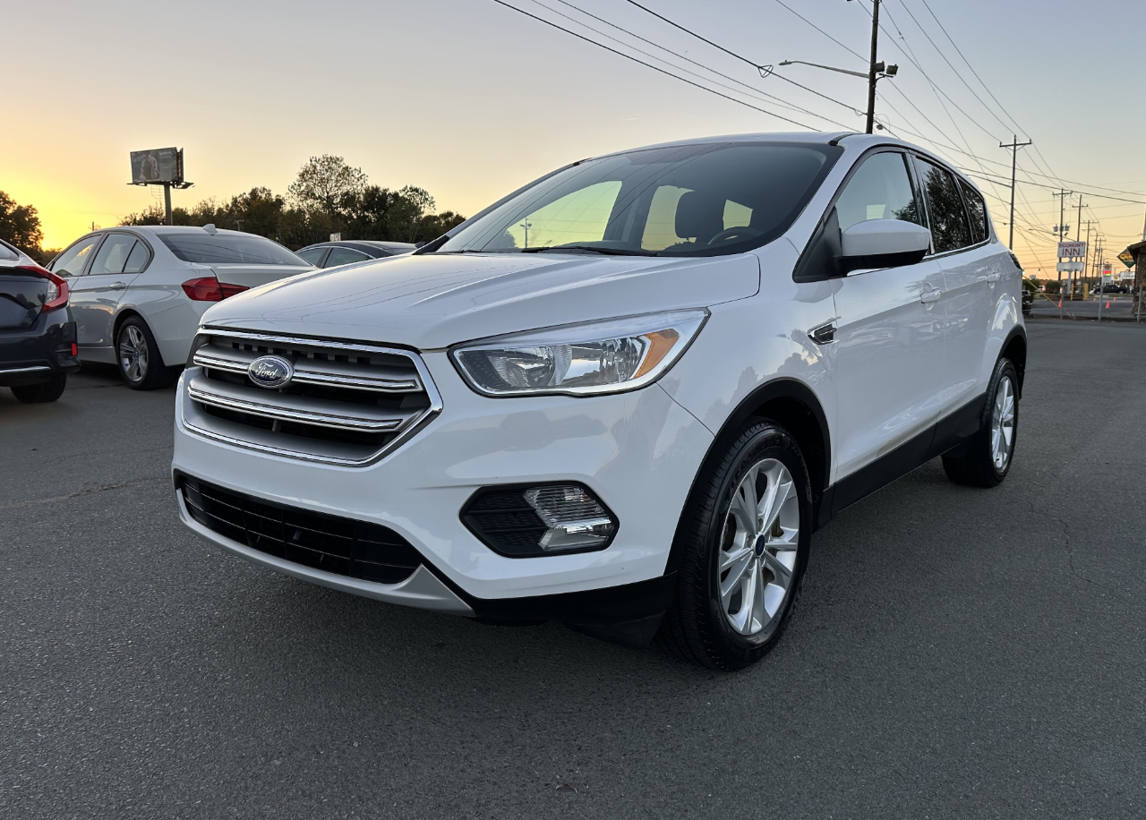 Ford Escape SE FWD 2017 Ford Escape SE FWD 2017
