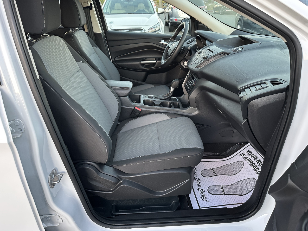 Ford Escape SE FWD 2017 Ford Escape SE FWD 2017