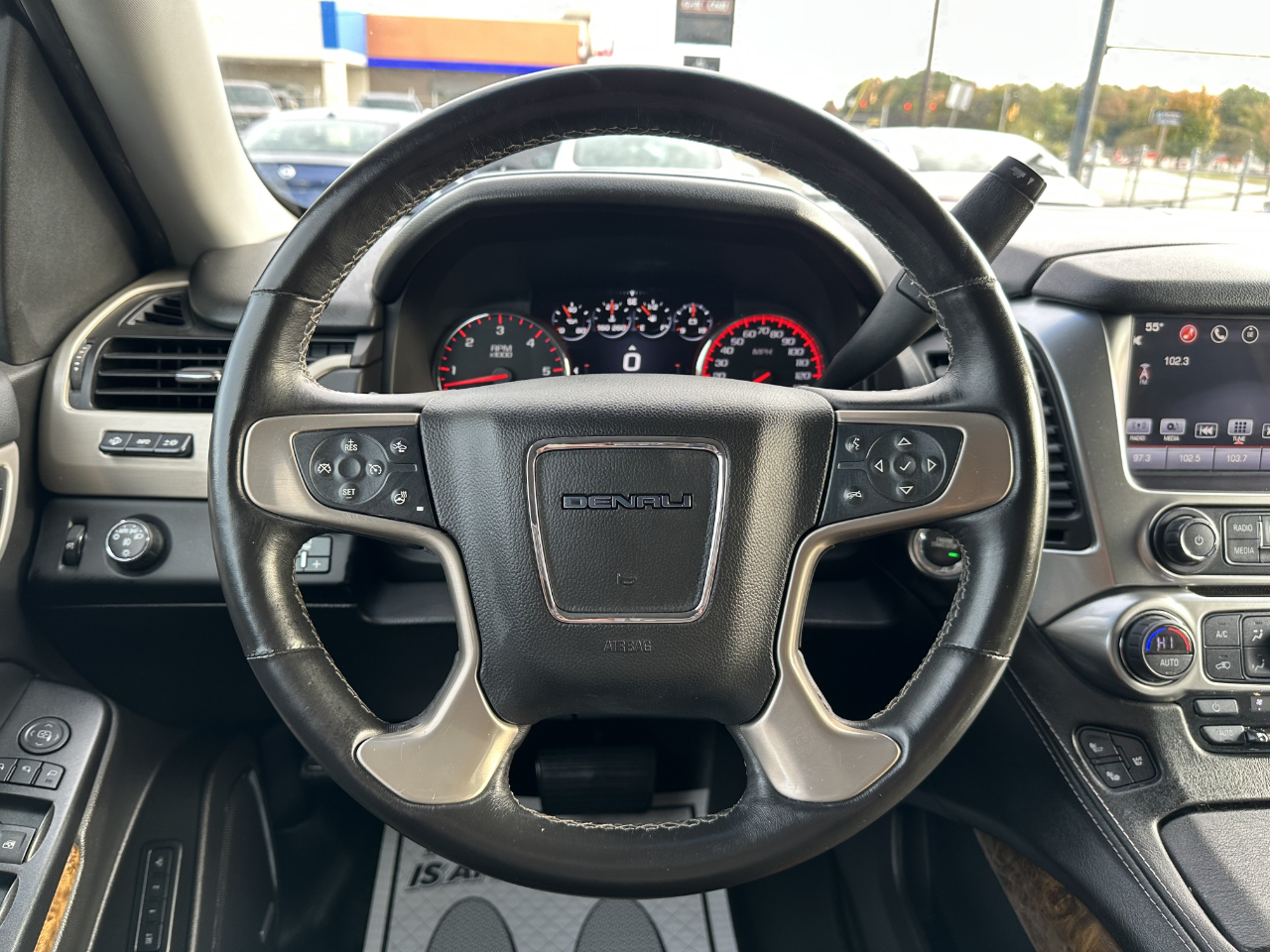 GMC Yukon XL Denali 2WD 2016 GMC Yukon XL Denali 2WD 2016