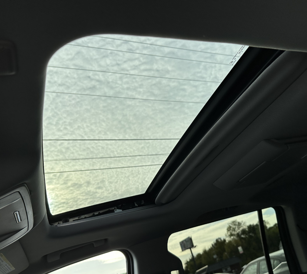 GMC Yukon XL Denali 2WD 2016 GMC Yukon XL Denali 2WD 2016