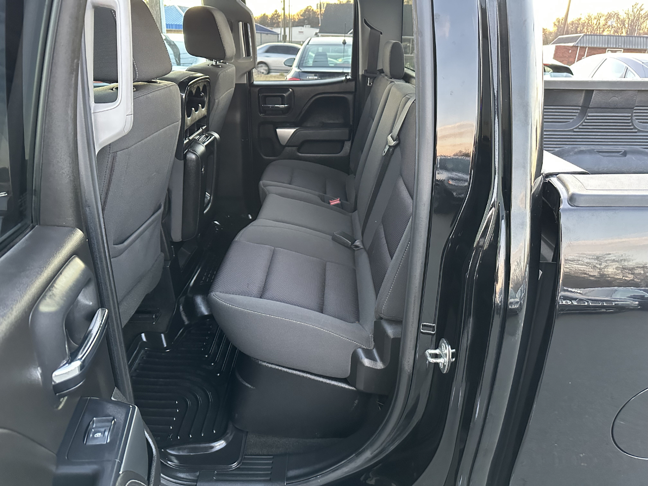 Chevrolet Silverado 1500 LT Double Cab 2WD 2018