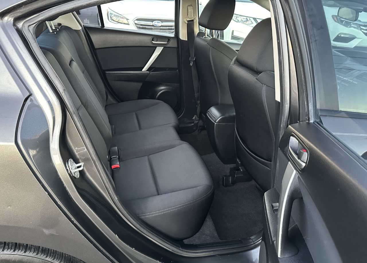 Mazda MAZDA3 s Grand Touring 4-Door 2010