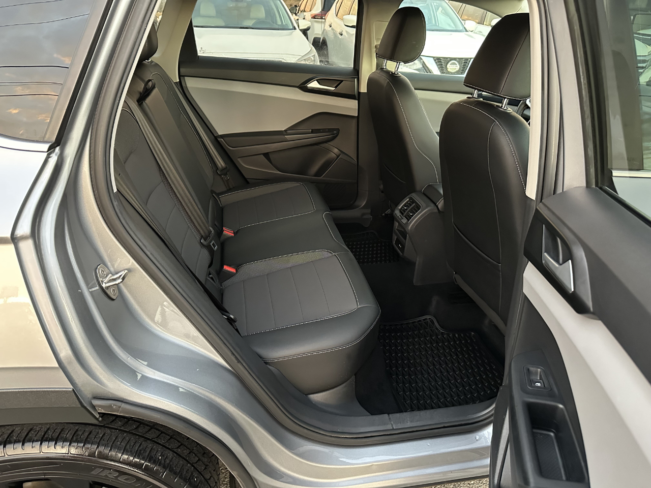 Volkswagen Taos SE 2022