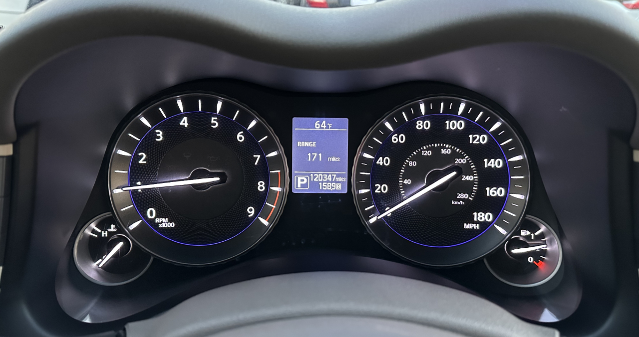 Infiniti Q70 L 3.7 2016