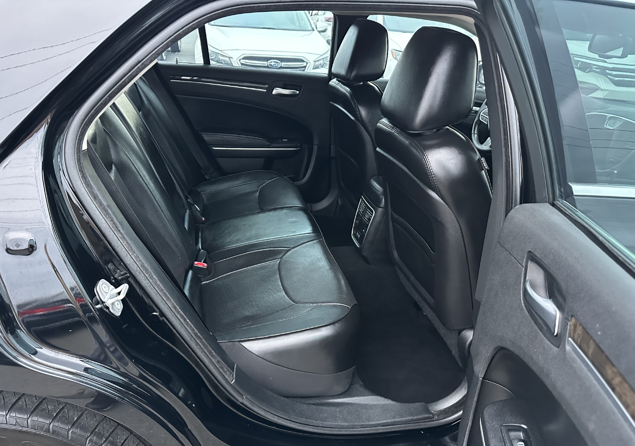 Chrysler 300 Limited AWD 2019