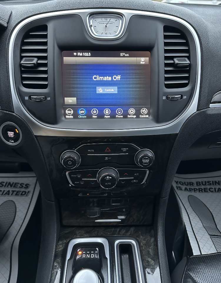 Chrysler 300 Limited AWD 2019