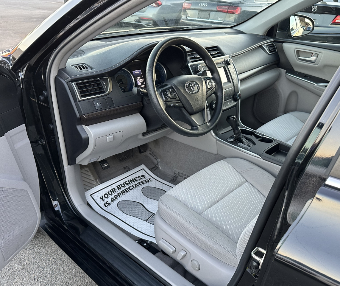 Toyota Camry LE 2016