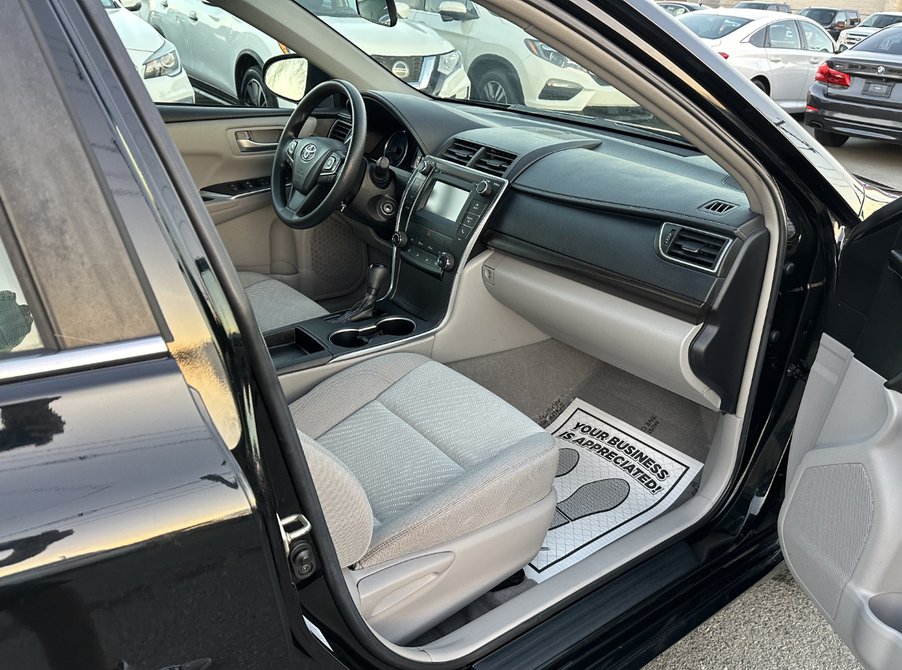 Toyota Camry LE 2016