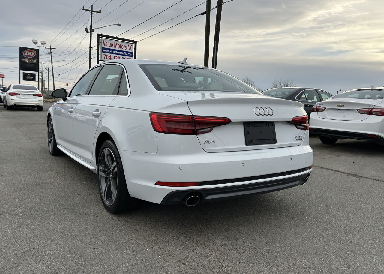Audi A4 2.0T Premium Plus quattro Sedan 2017