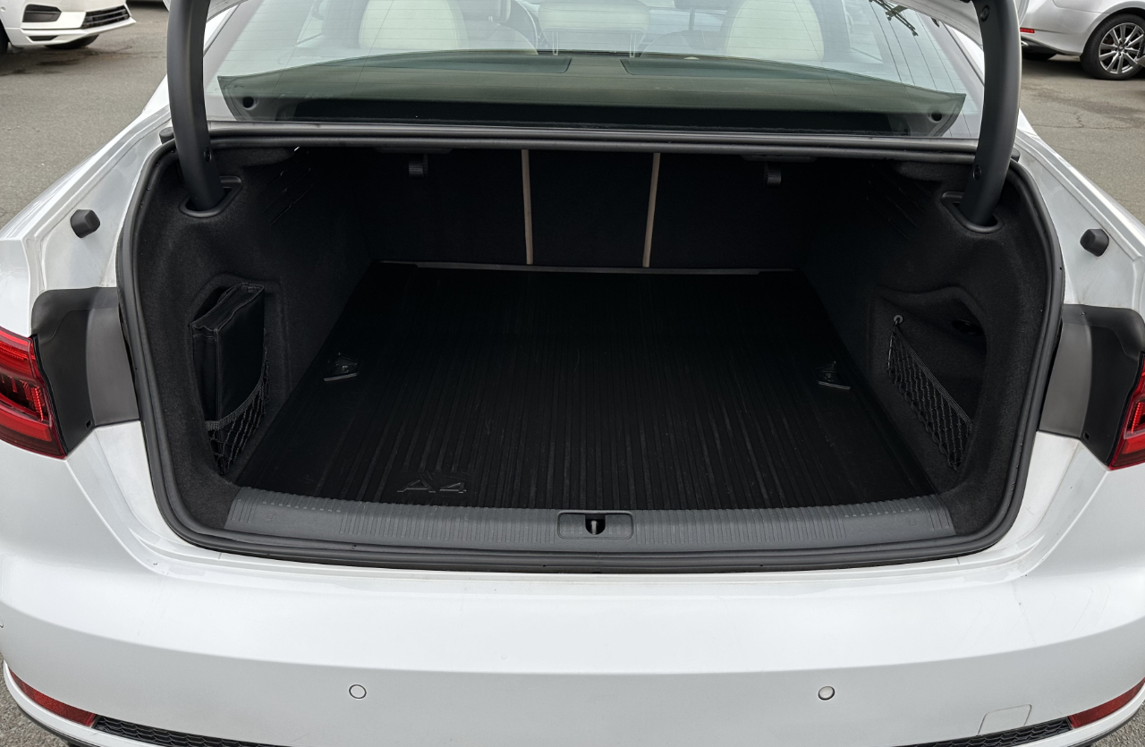 Audi A4 2.0T Premium Plus quattro Sedan 2017