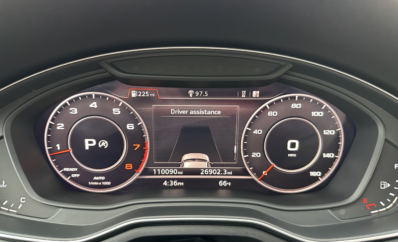 Audi A4 2.0T Premium Plus quattro Sedan 2017