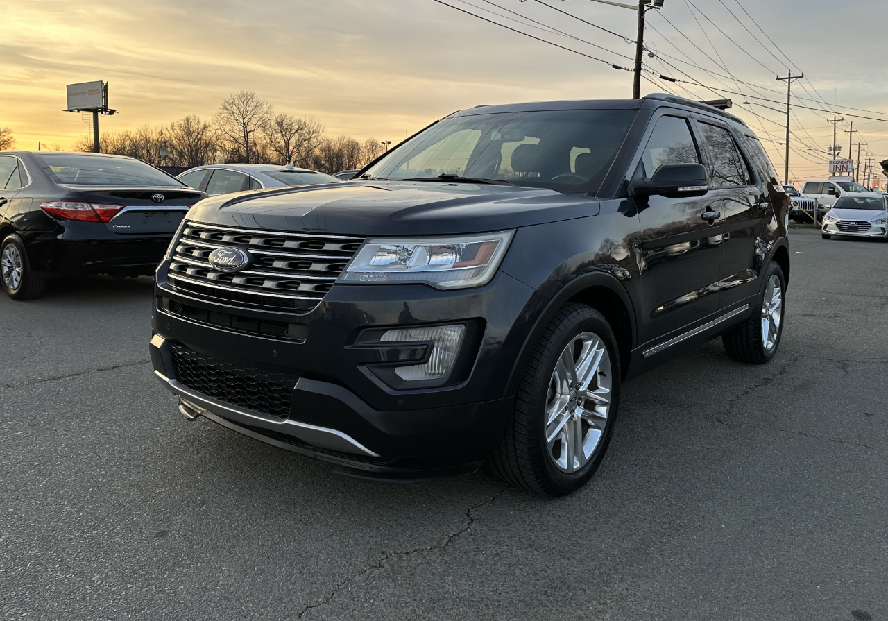 Ford Explorer XLT 4WD 2017