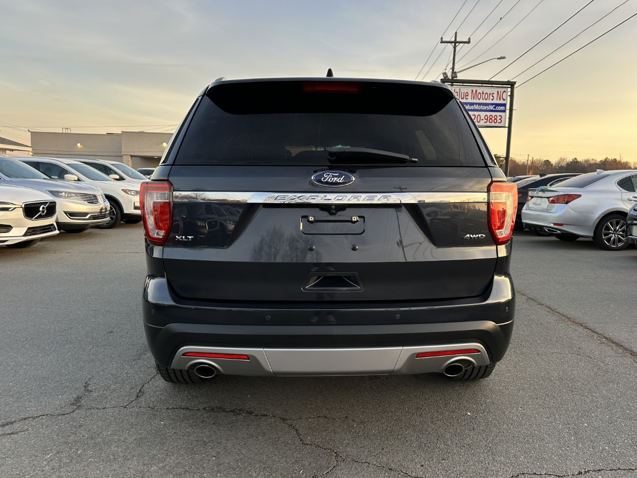 Ford Explorer XLT 4WD 2017