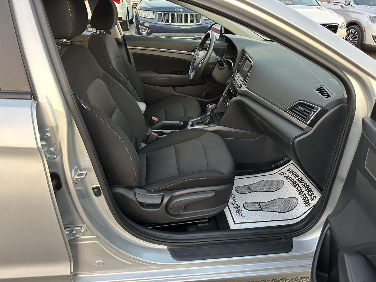 Hyundai Elantra  2017