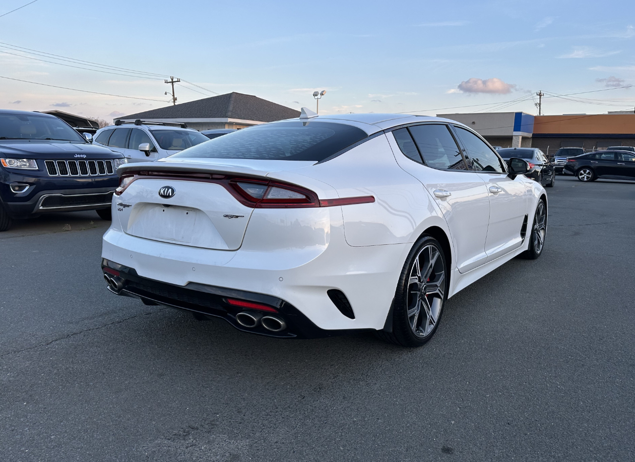 Kia Stinger GT1 2018