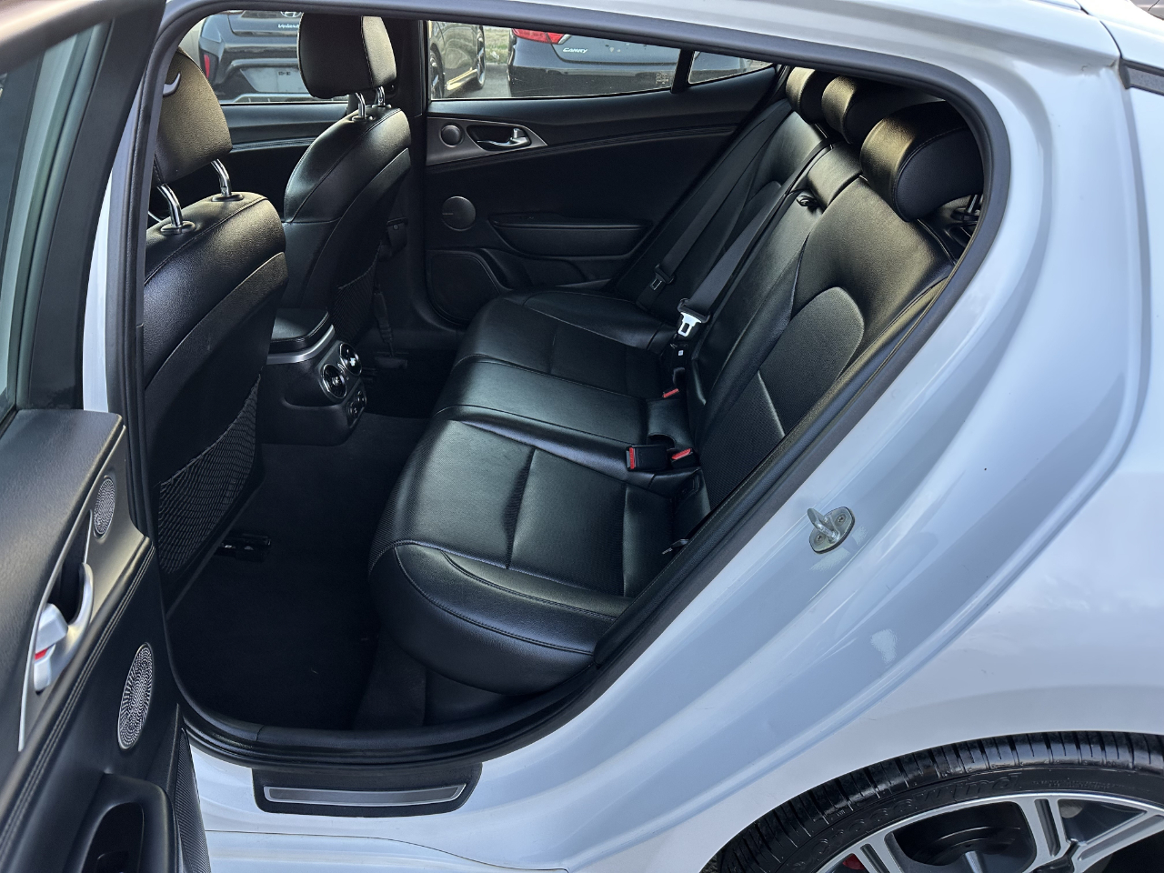 Kia Stinger GT1 2018