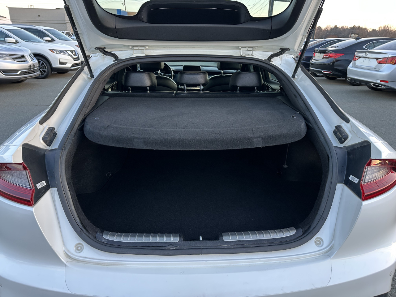 Kia Stinger GT1 2018