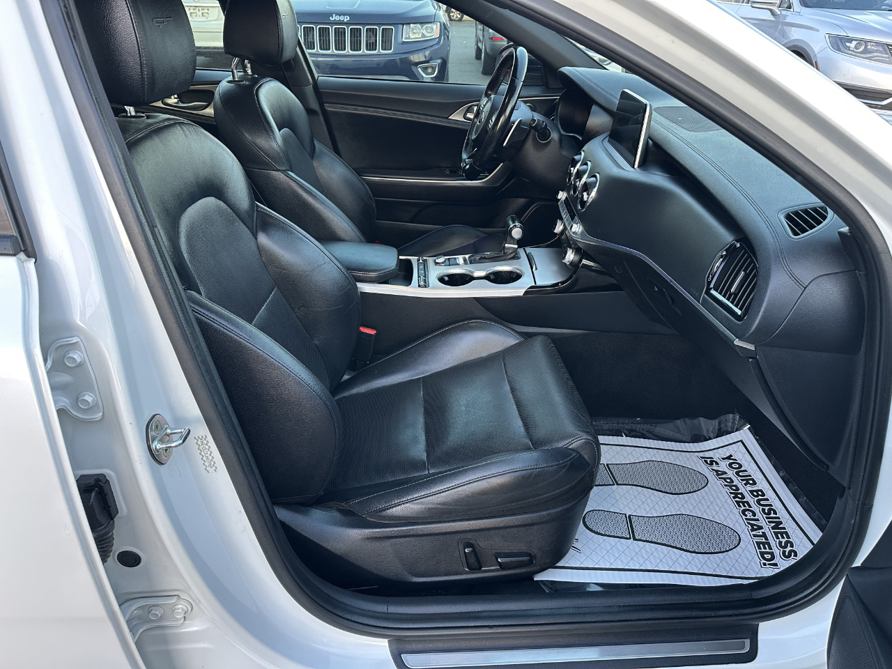 Kia Stinger GT1 2018