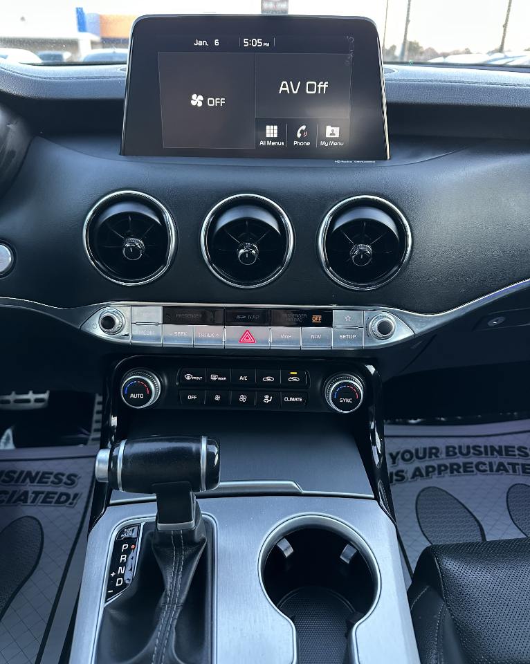 Kia Stinger GT1 2018