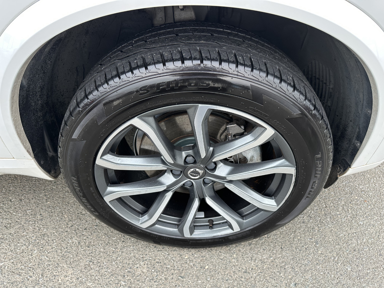 Volvo XC90 T6 Momentum AWD 2018