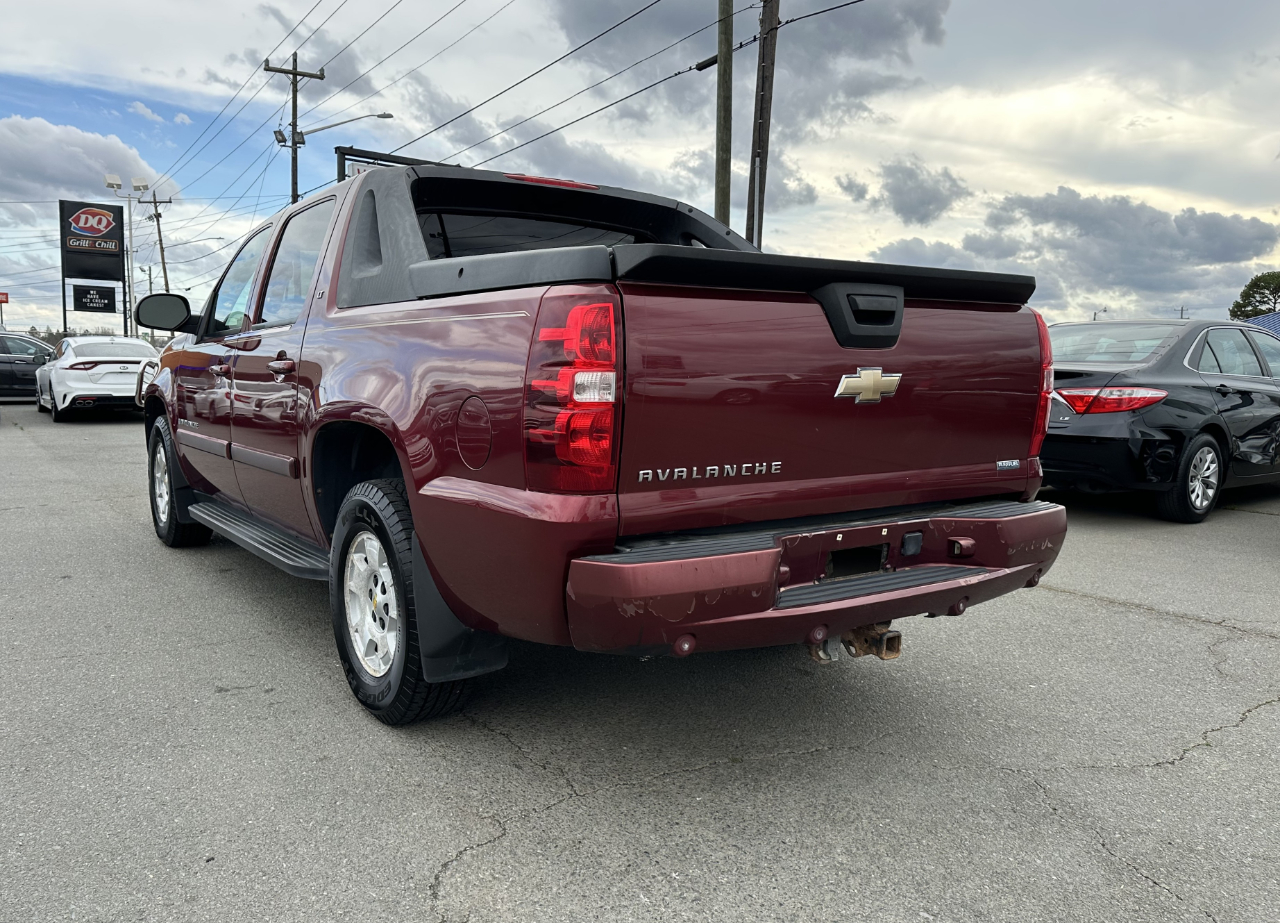 Chevrolet Avalanche LTZ 4WD 2008