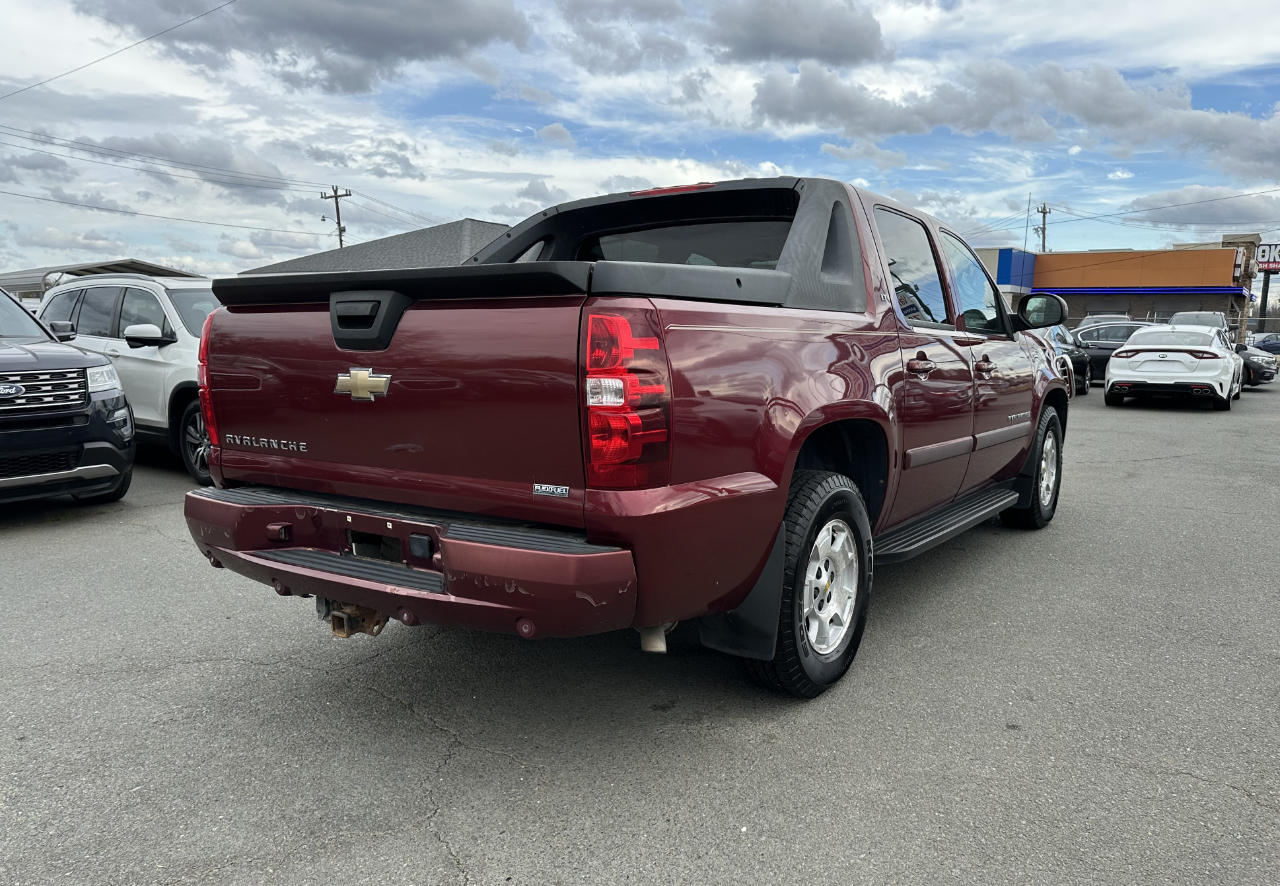 Chevrolet Avalanche LTZ 4WD 2008
