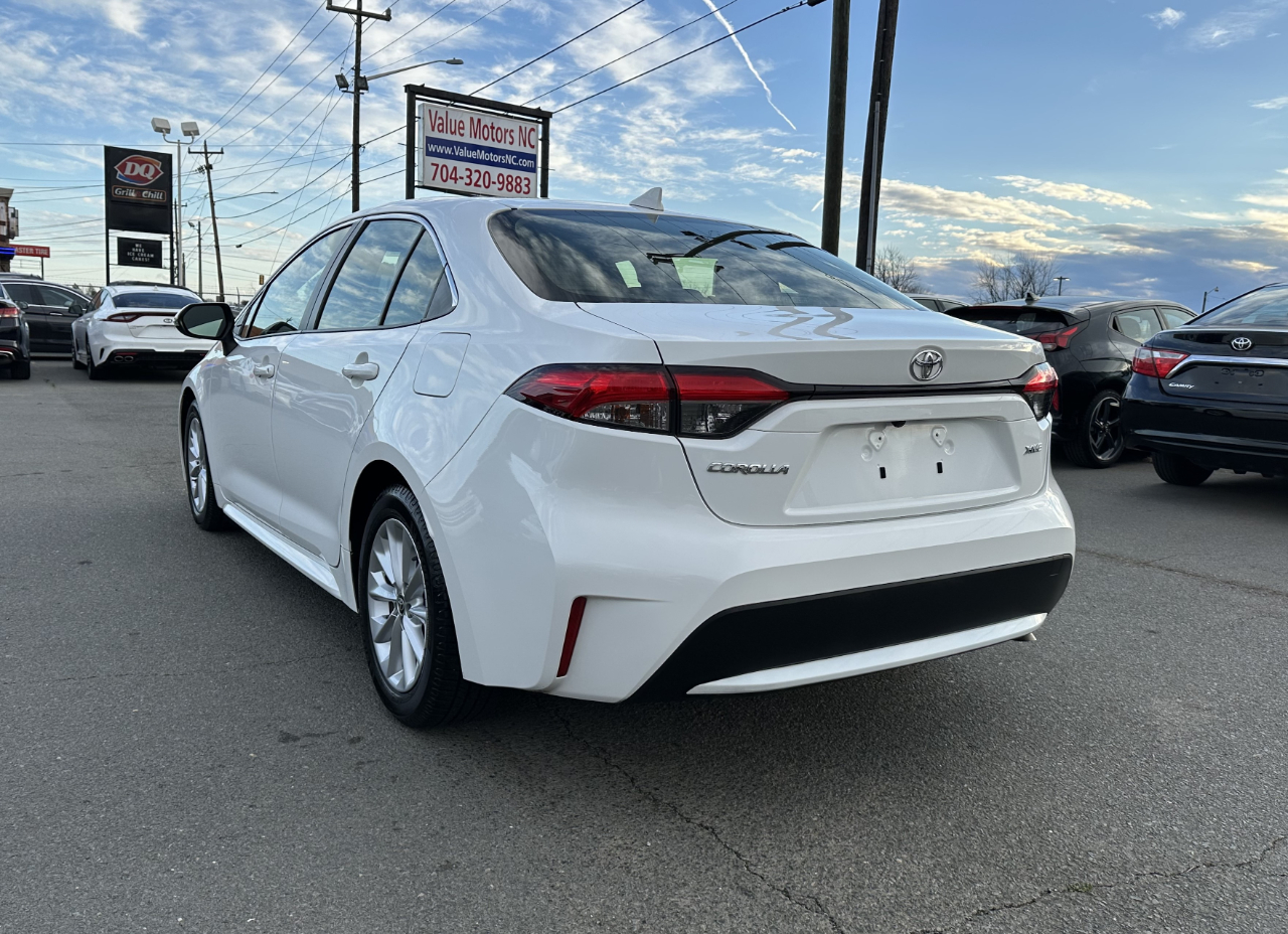 Toyota Corolla XLE 2022