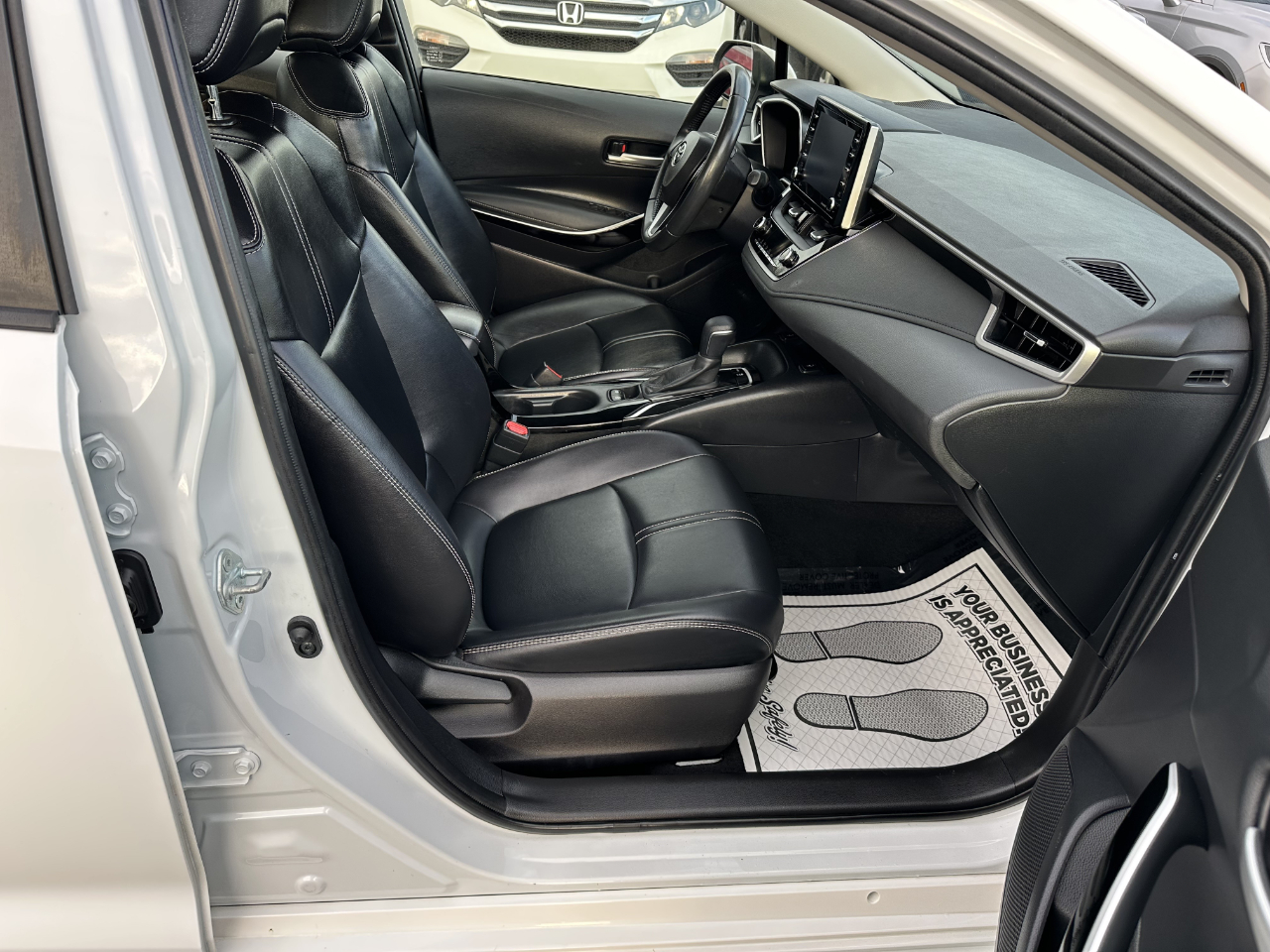 Toyota Corolla XLE 2022