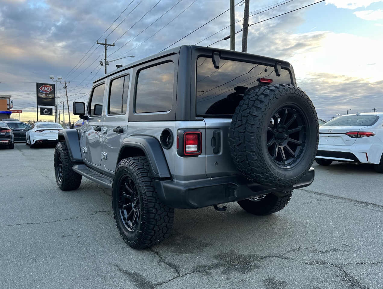 Jeep Wrangler Unlimited Sport 2019