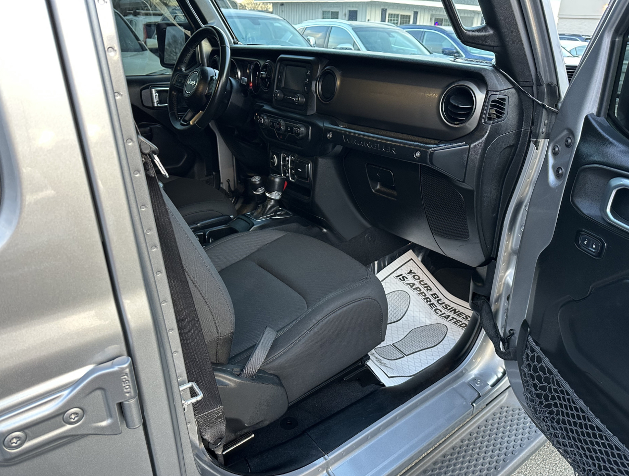 Jeep Wrangler Unlimited Sport 2019