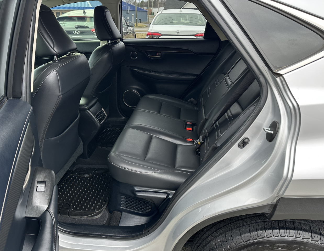 Lexus NX 200t FWD 2015