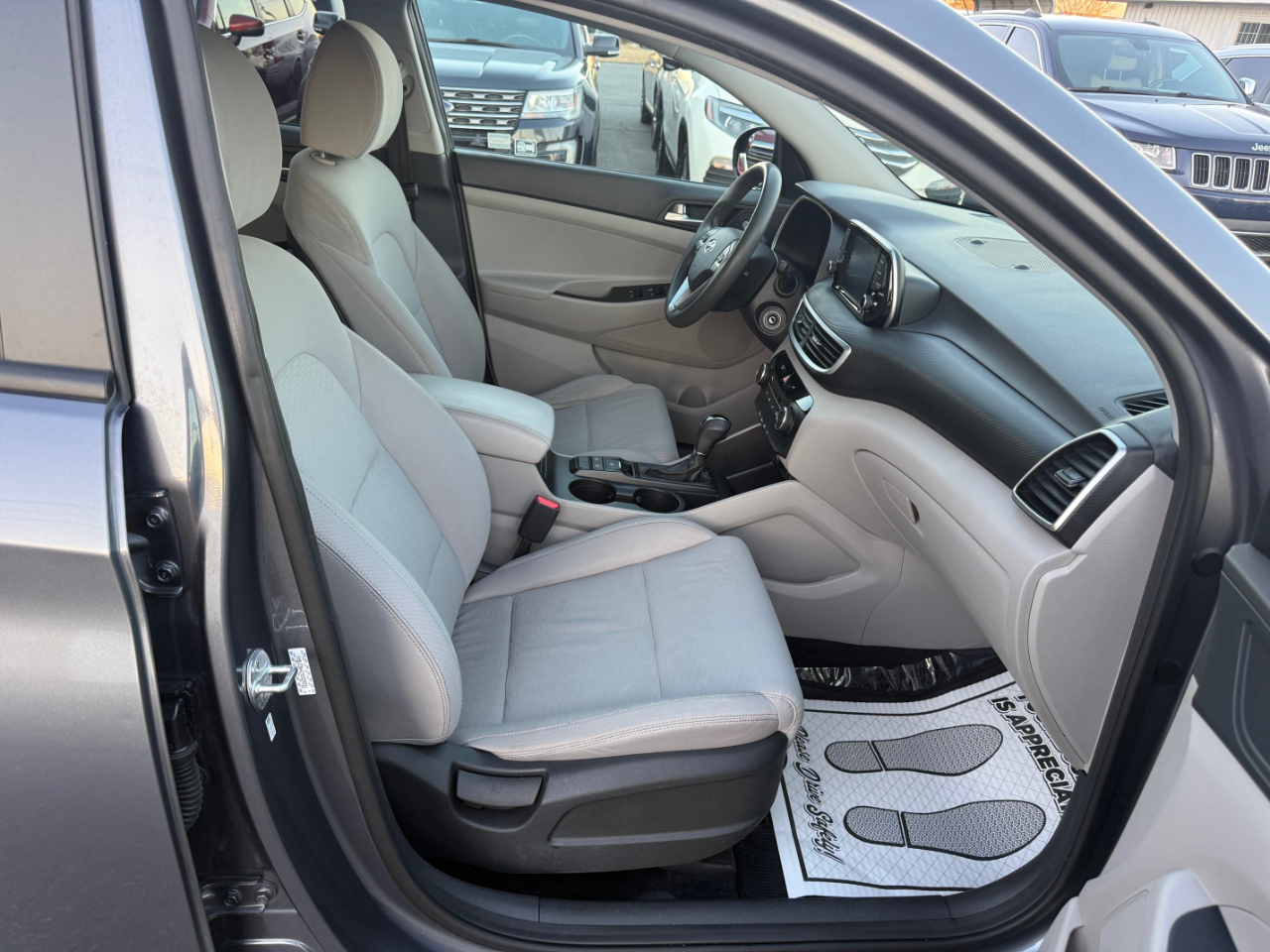 Hyundai Tucson SE 2021