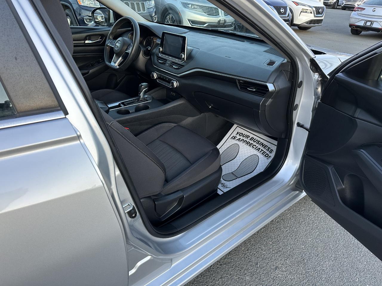 Nissan Altima 2.5 SV 2020