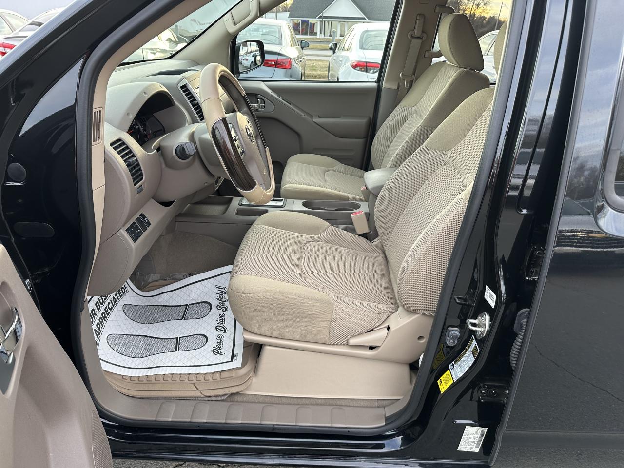 Nissan Frontier  2019