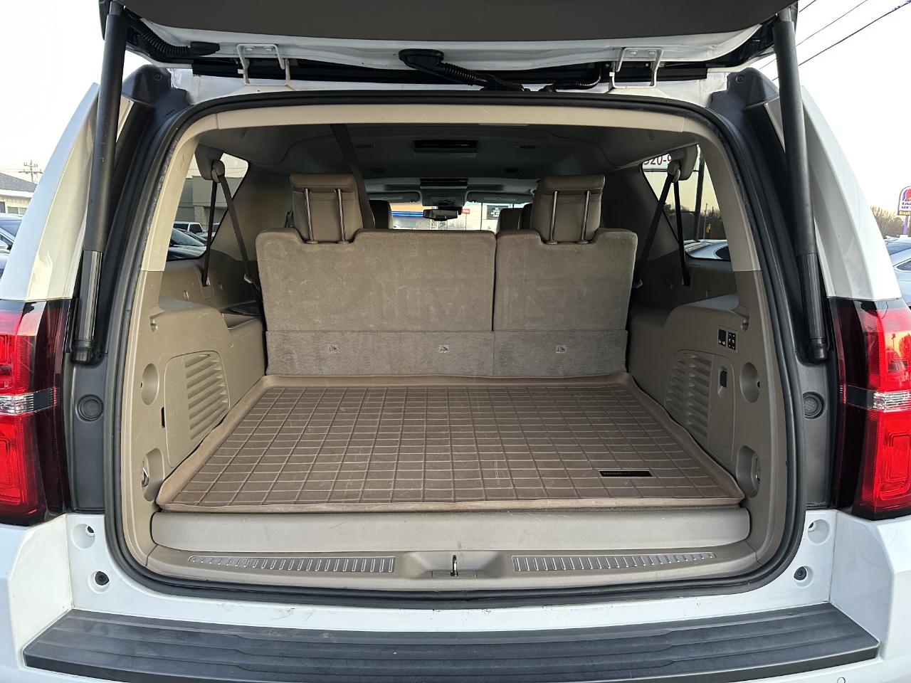 Chevrolet Suburban LT 2WD 2019