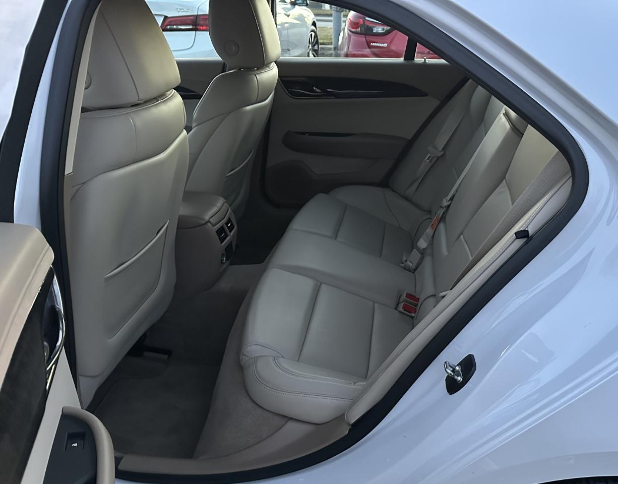 Cadillac ATS 2.0L Luxury AWD 2016