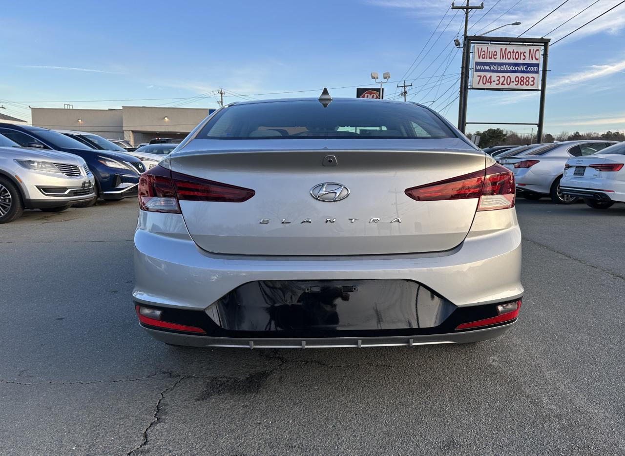 Hyundai Elantra Limited 2020