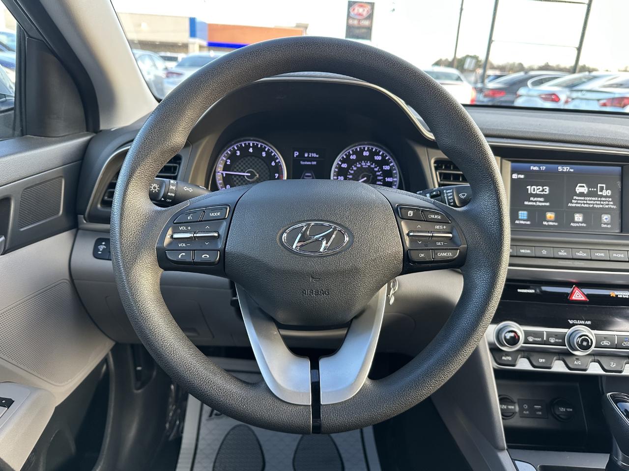 Hyundai Elantra Limited 2020