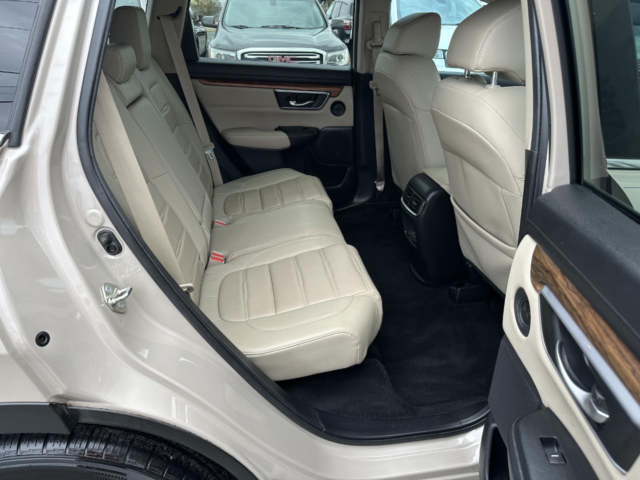 Honda CR-V Touring 2WD 2017