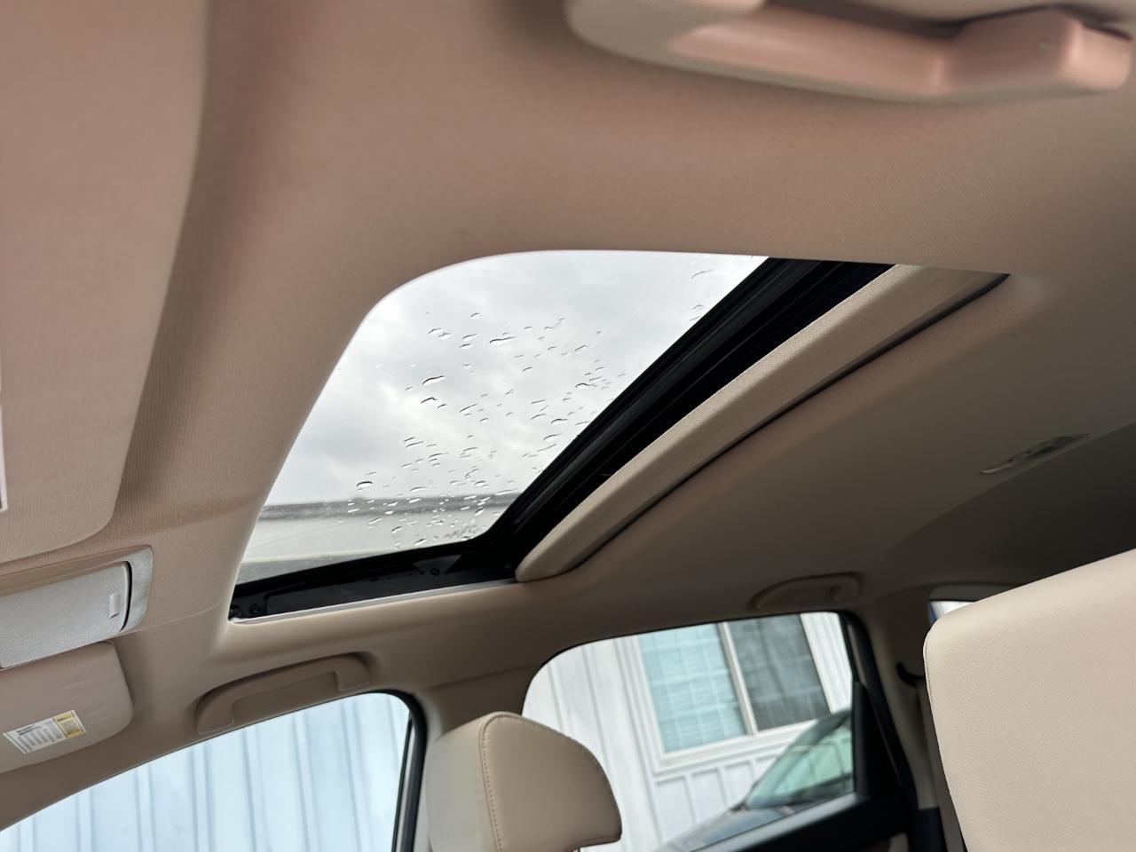 Honda CR-V Touring 2WD 2017