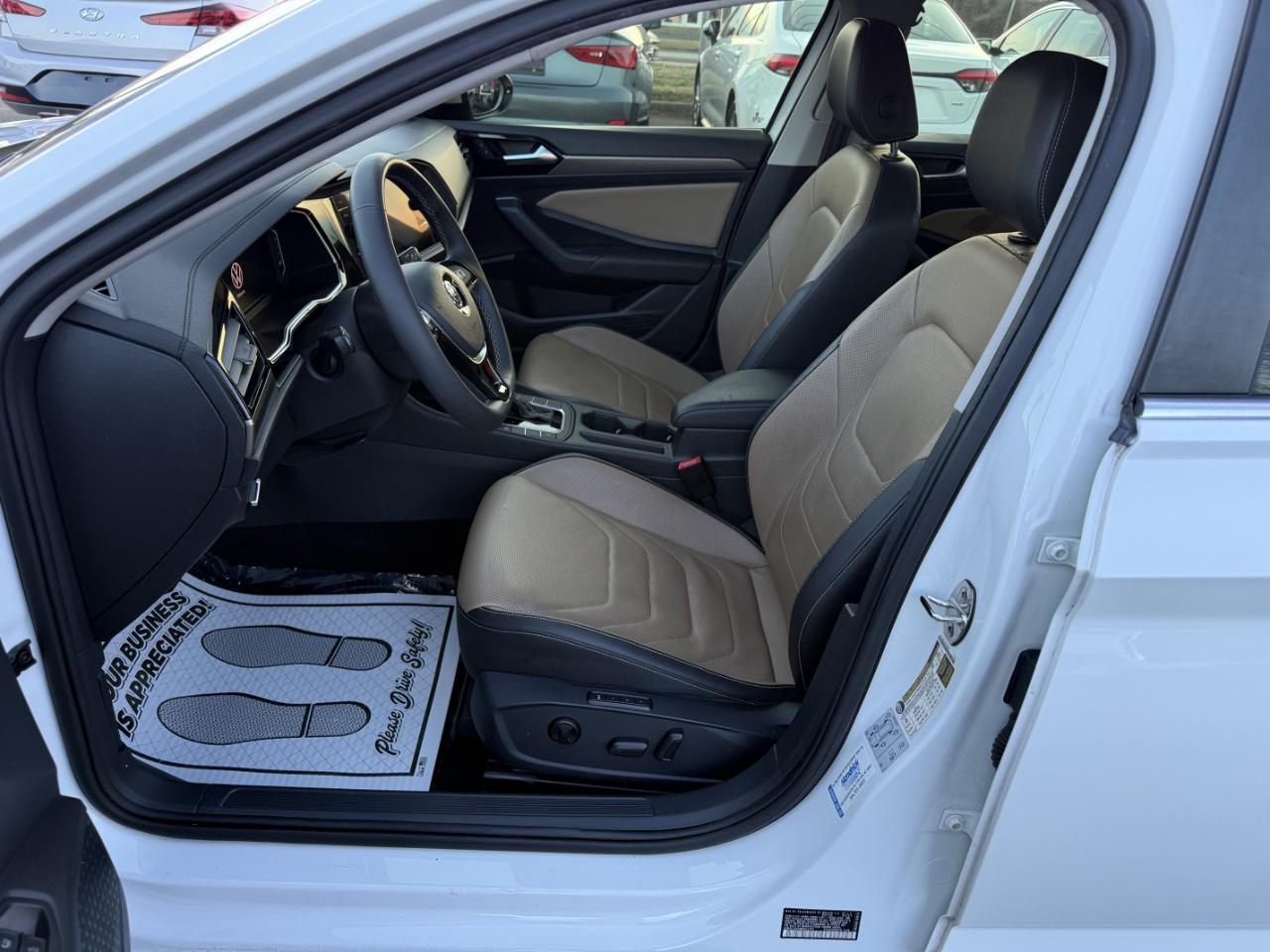 Volkswagen Jetta 1.4T SEL Premium 8A 2021