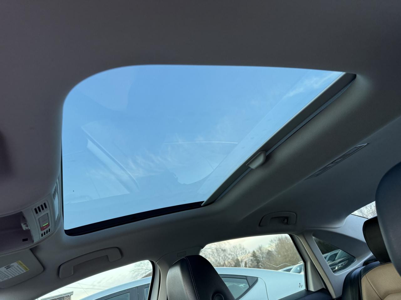 Volkswagen Jetta 1.4T SEL Premium 8A 2021