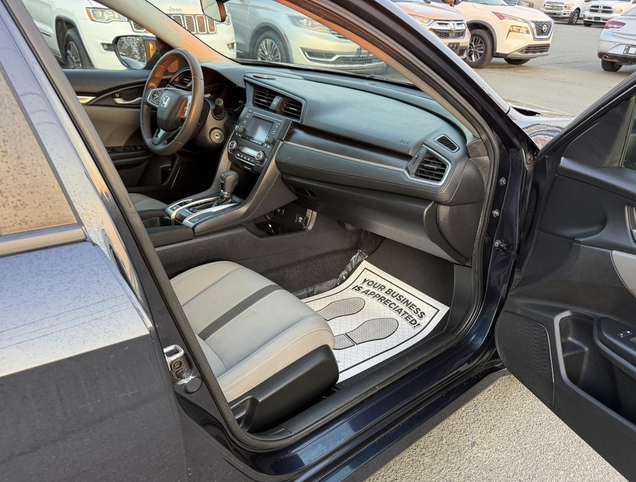 Honda Civic LX Honda Sensing Sedan CVT 2019