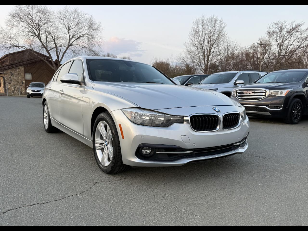 BMW 3-Series 330i SULEV Sedan 2017