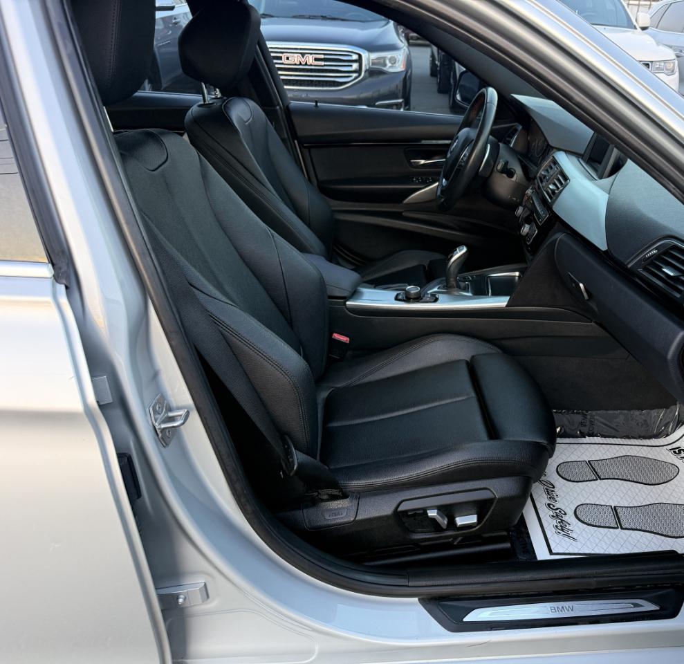 BMW 3-Series 330i SULEV Sedan 2017