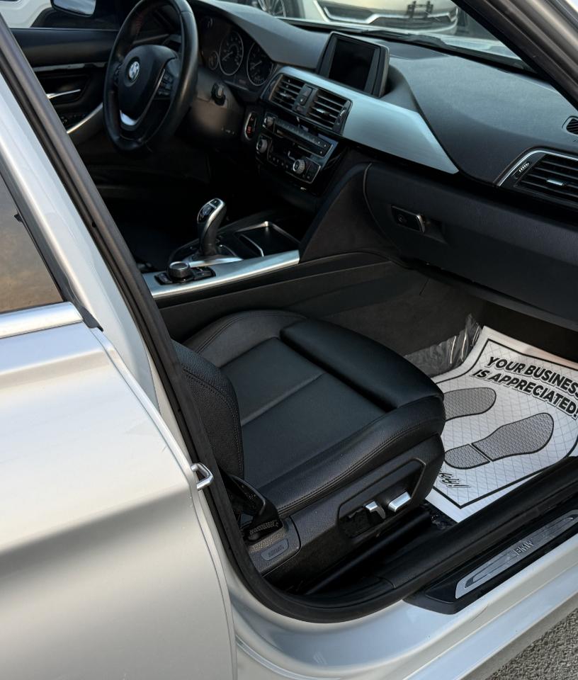 BMW 3-Series 330i SULEV Sedan 2017