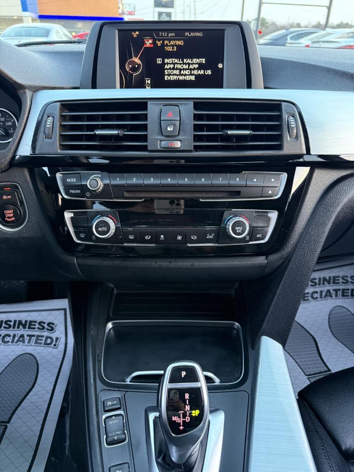 BMW 3-Series 330i SULEV Sedan 2017