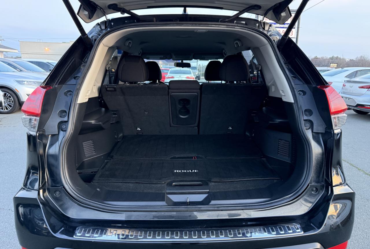 Nissan Rogue SV AWD 2018